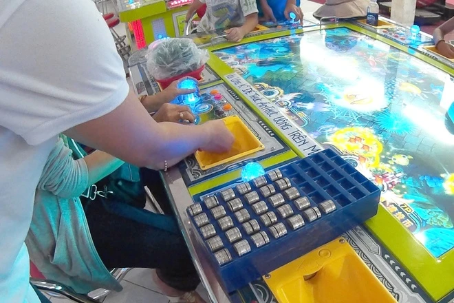 Các mục tiêu lớn và boss tạo thêm thử thách và tính chiến thuật cho mỗi ván chơi.
